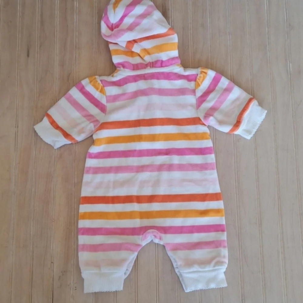 Baby GAP Hooded Stripe Cotton Blend Comfy Cozy Romper Newborn 0–3 Months